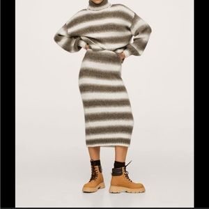 Mango Wool Stripped Pencil Skirt